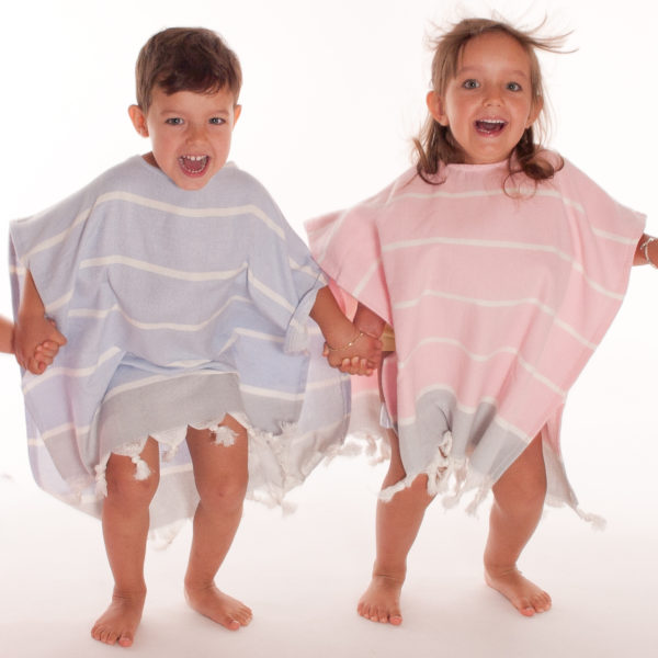 Badeponcho_Wolke_Jaliya_Kinderkollektion